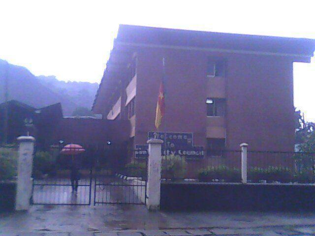 Hotel de ville de Limb&eacute;